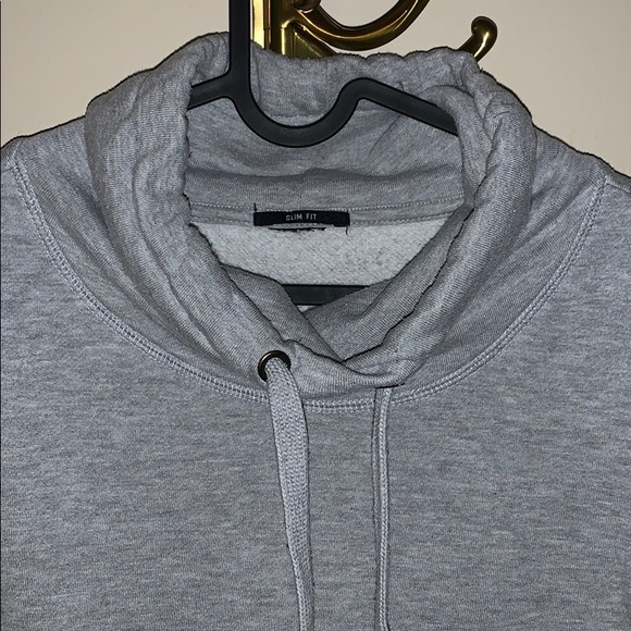 Grey sweater - Picture 2 of 3